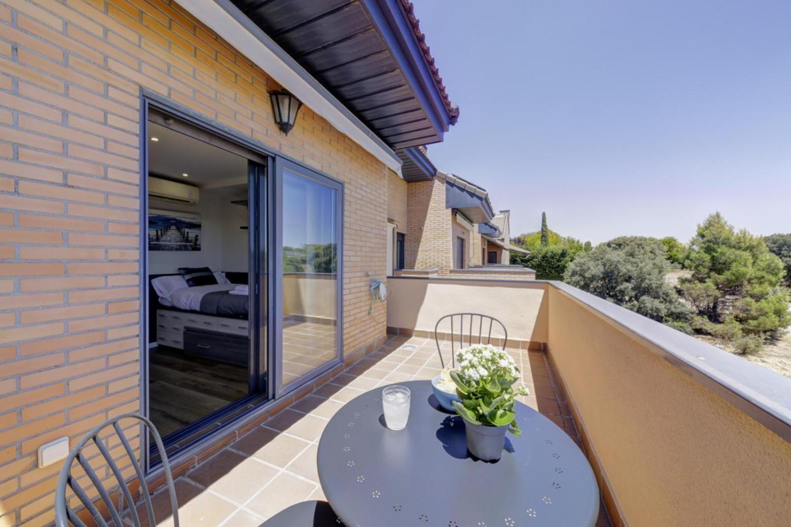 Apartamento El Palomar Madrid Exterior foto