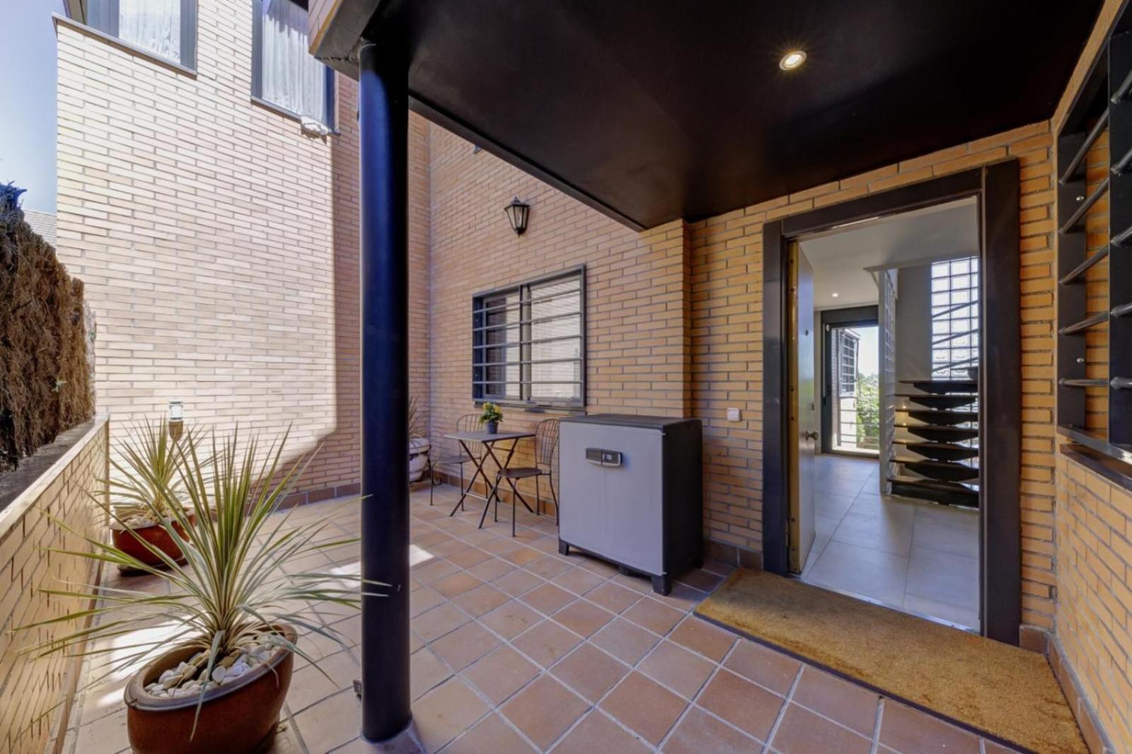 Apartamento El Palomar Madrid Exterior foto