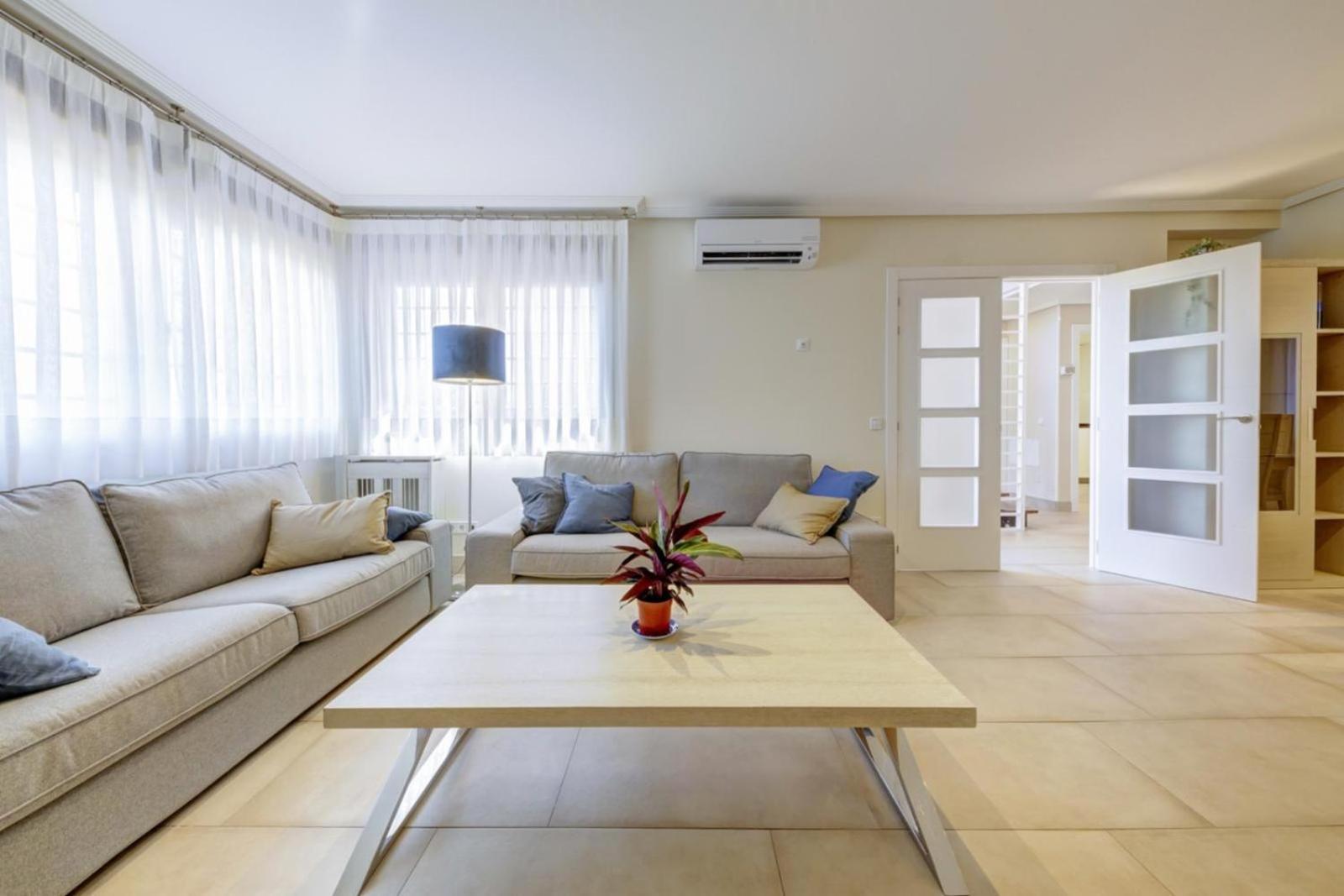 Apartamento El Palomar Madrid Exterior foto