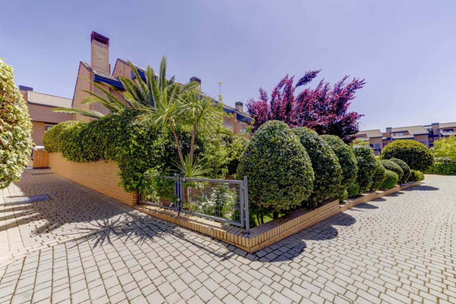 Apartamento El Palomar Madrid Exterior foto